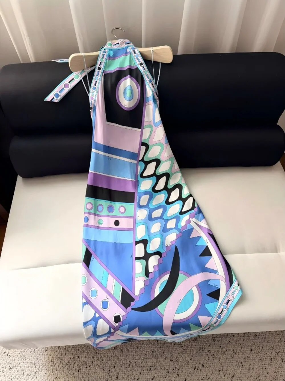 Pucci Vivara halterneck silk midi dress - Picture 5 of 13